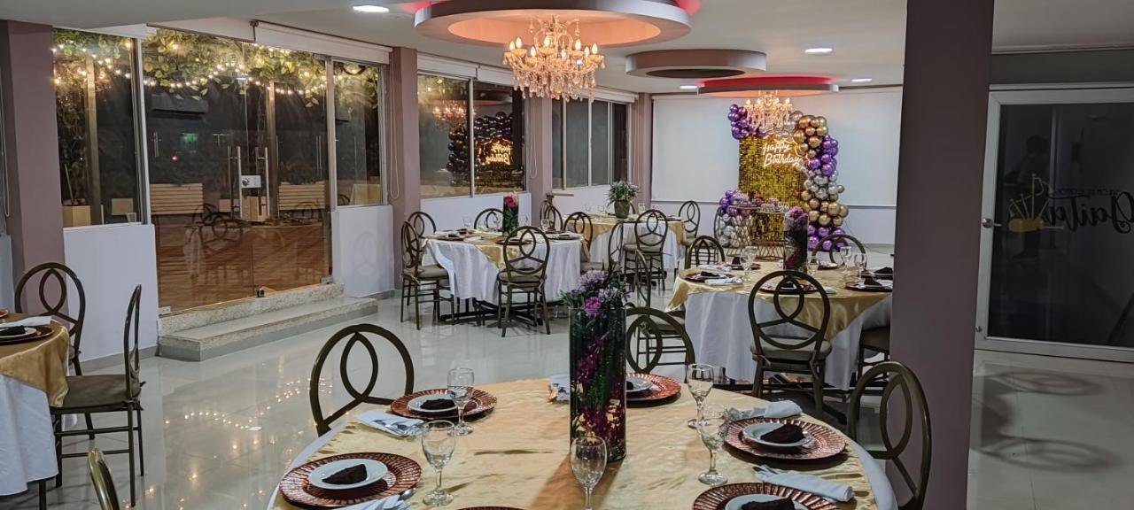 Hotel Quarta Avenida Монтерія Екстер'єр фото