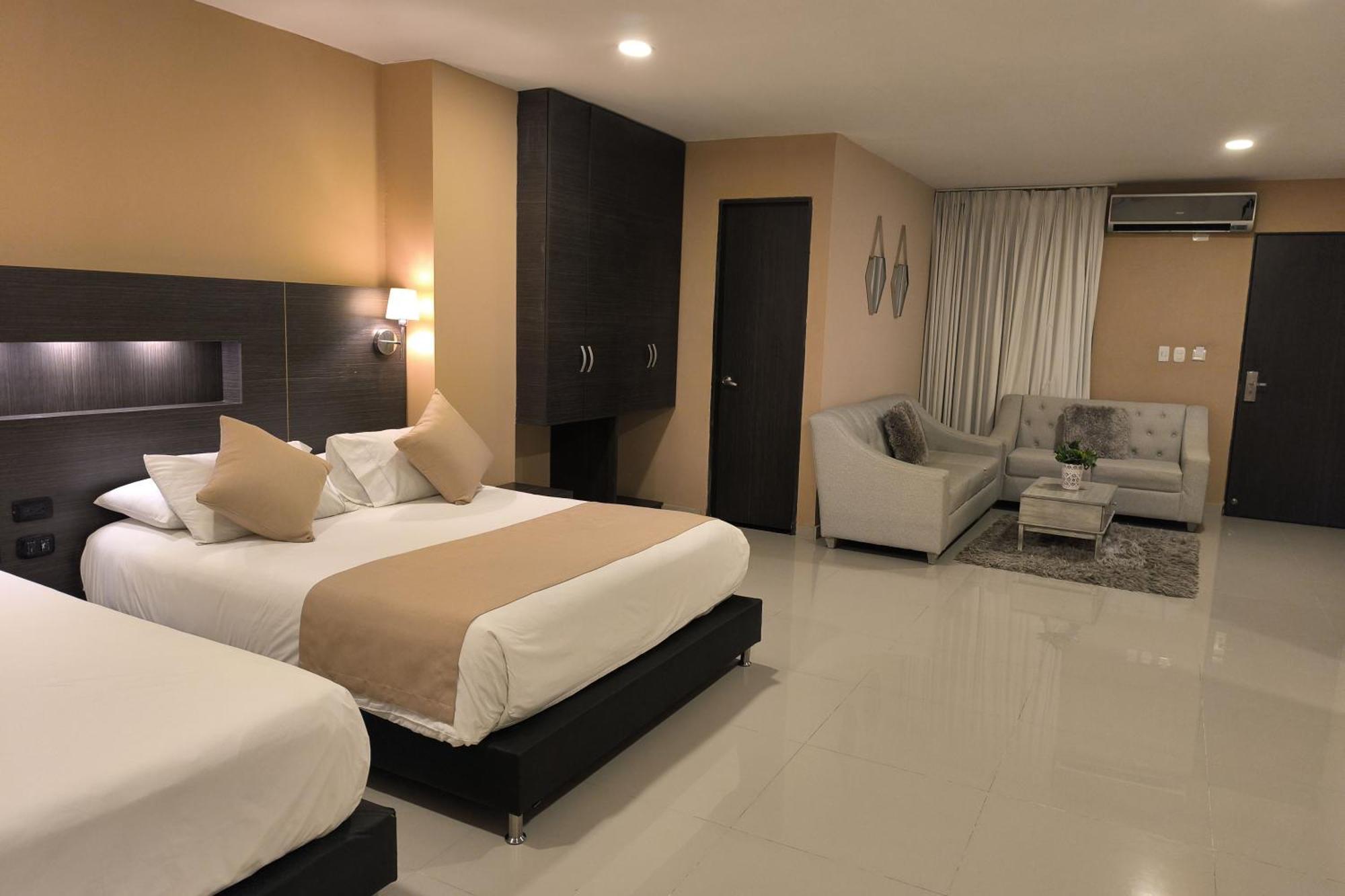Hotel Quarta Avenida Монтерія Екстер'єр фото